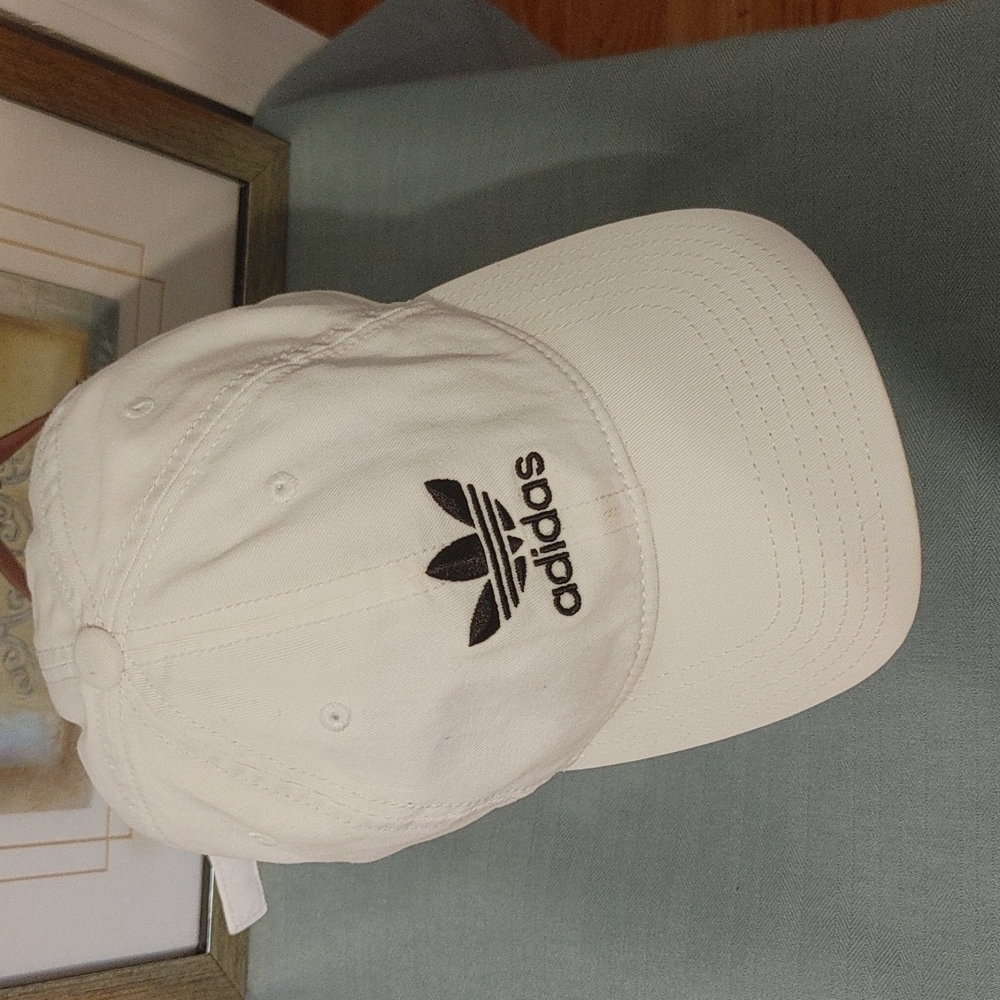 🧢Adidas Cap - Picture 1 of 8